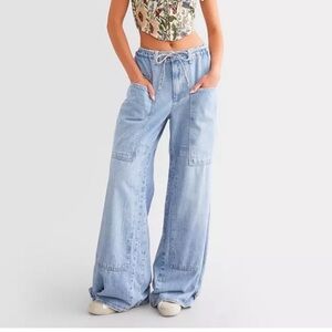 We the free free people outlaw wide leg Jean size XL euc crvy
